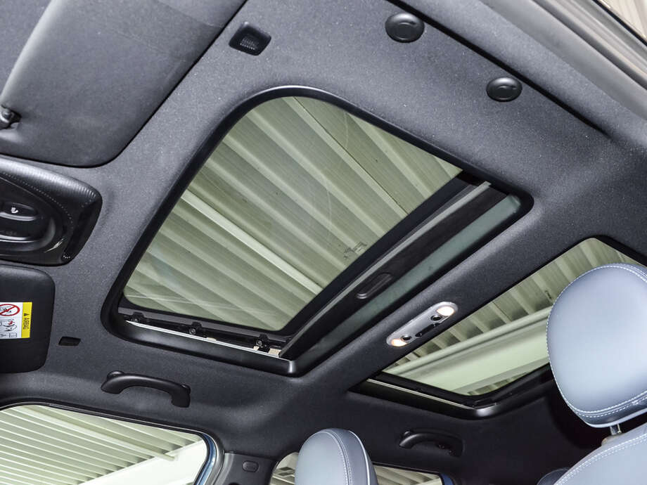 MINI Cooper D Clubman (Bild 20/22)