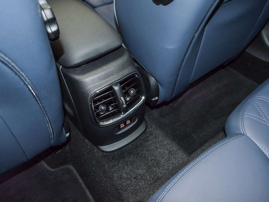 MINI Cooper D Clubman (Bild 21/22)