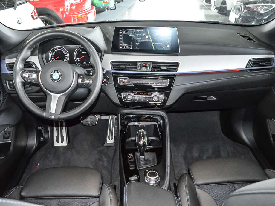 BMW X2 (Bild 9/20)