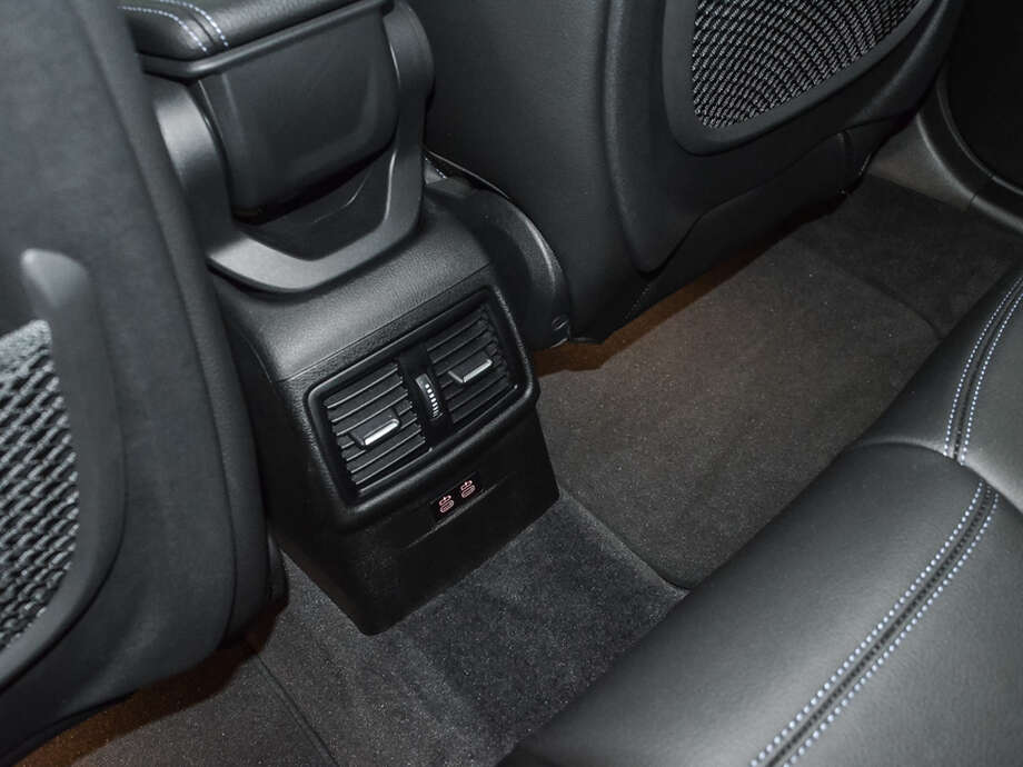 BMW X2 (Bild 18/20)