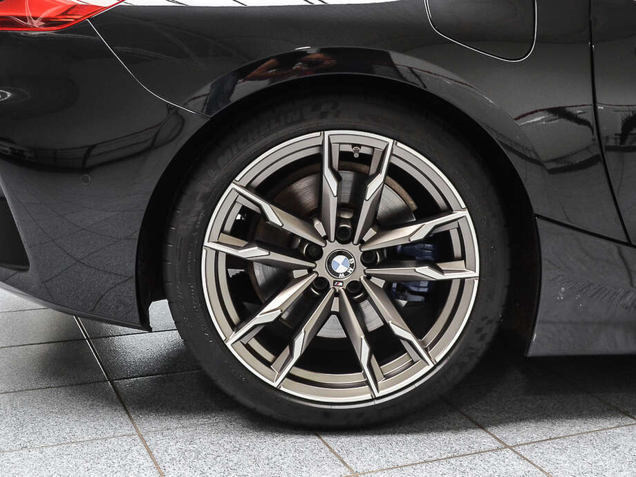BMW Z4 (Bild 6/18)