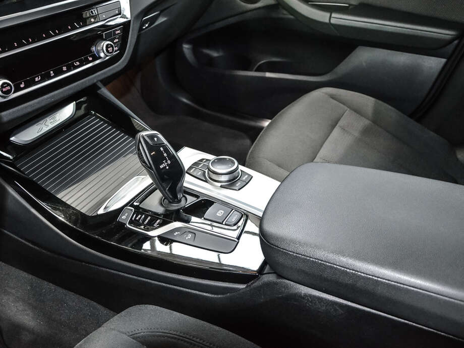 BMW X3 (Bild 11/14)