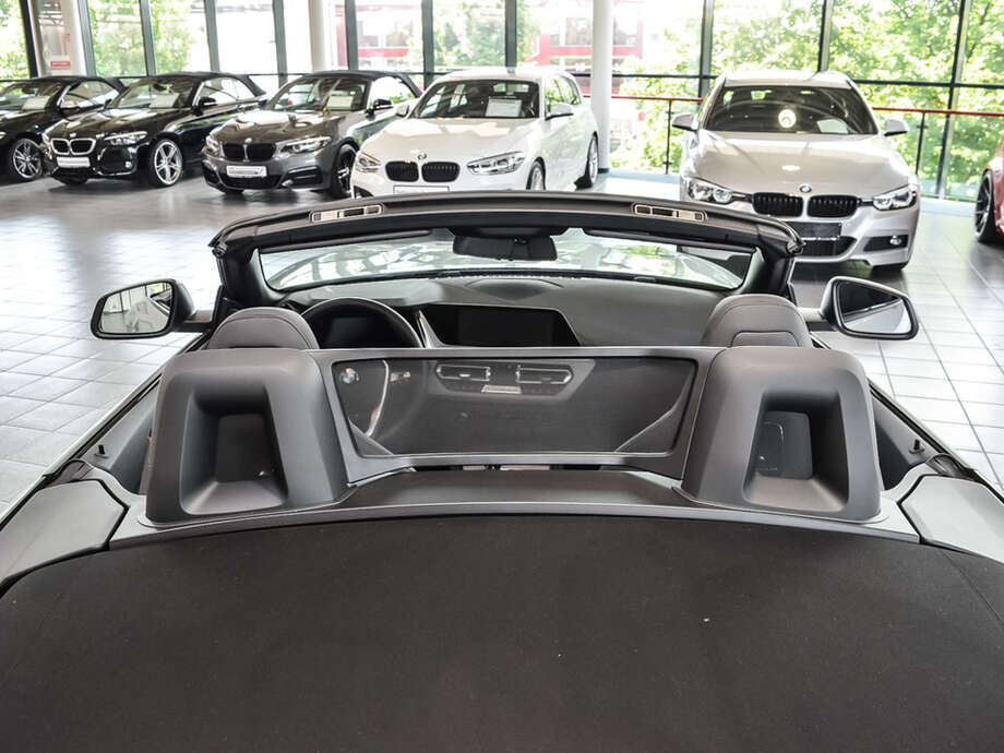 BMW Z4 (Bild 7/17)