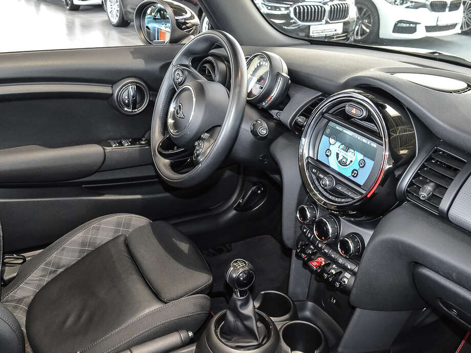 MINI Cooper Cabrio (Bild 8/18)