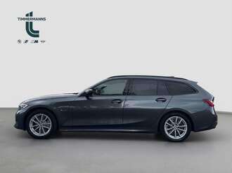 BMW 330 (Bild 2/20)