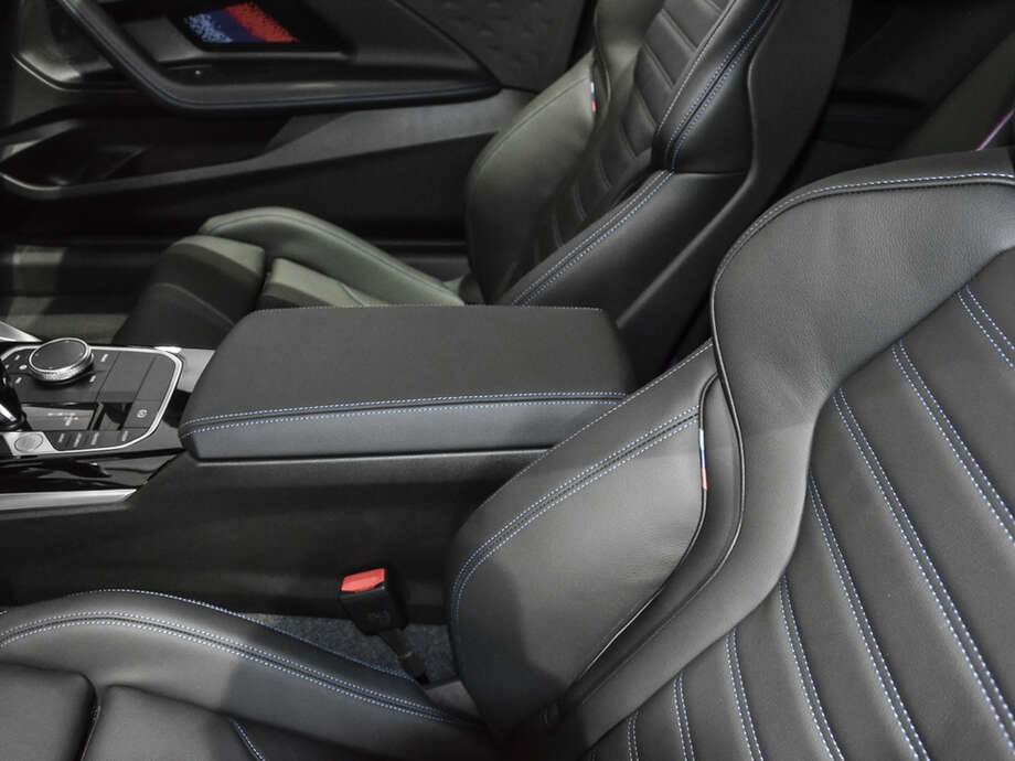 BMW 220i (Bild 7/18)