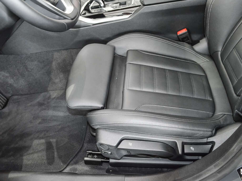 BMW 320d xDrive (Bild 15/19)