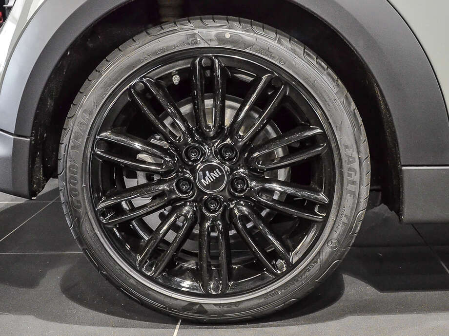 MINI Cooper (Bild 3/14)