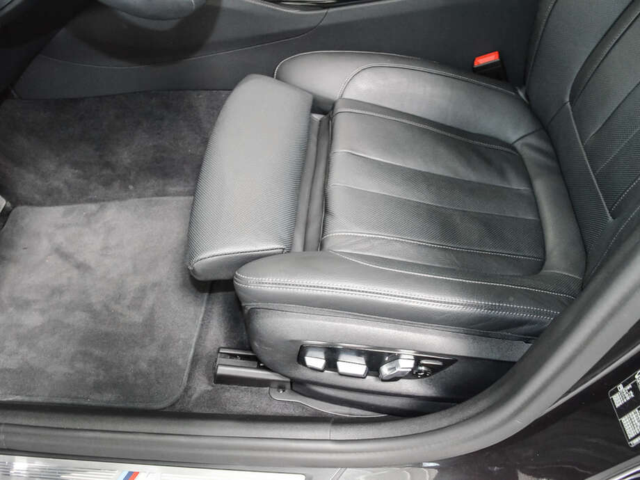 BMW 520d (Bild 11/16)