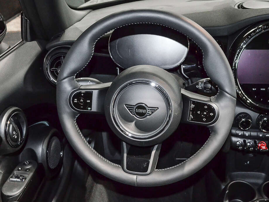 MINI Cooper (Bild 7/14)