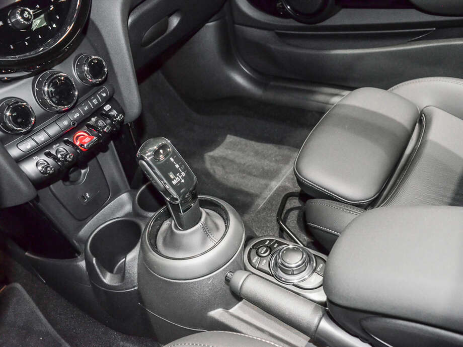 MINI Cooper (Bild 9/14)