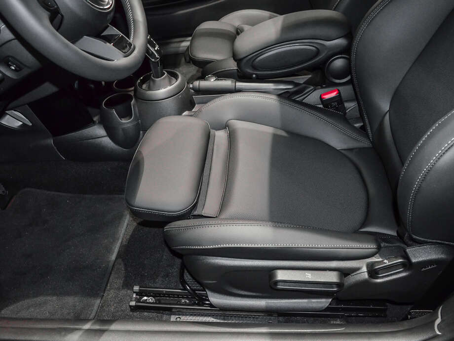 MINI Cooper (Bild 12/14)