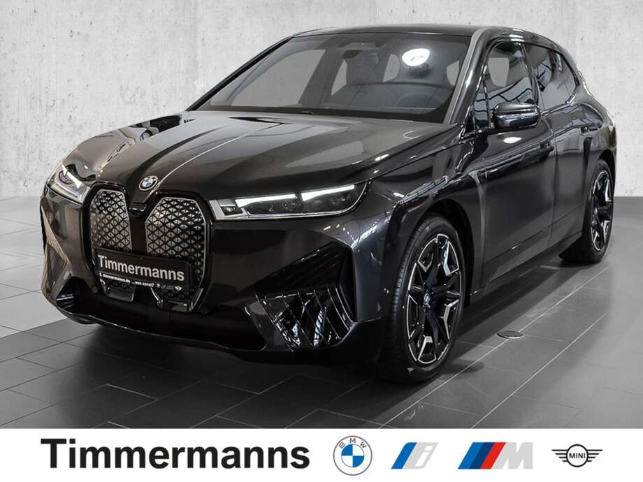 BMW iX (Bild 1/19)