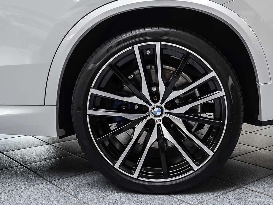 BMW X5 (Bild 6/22)