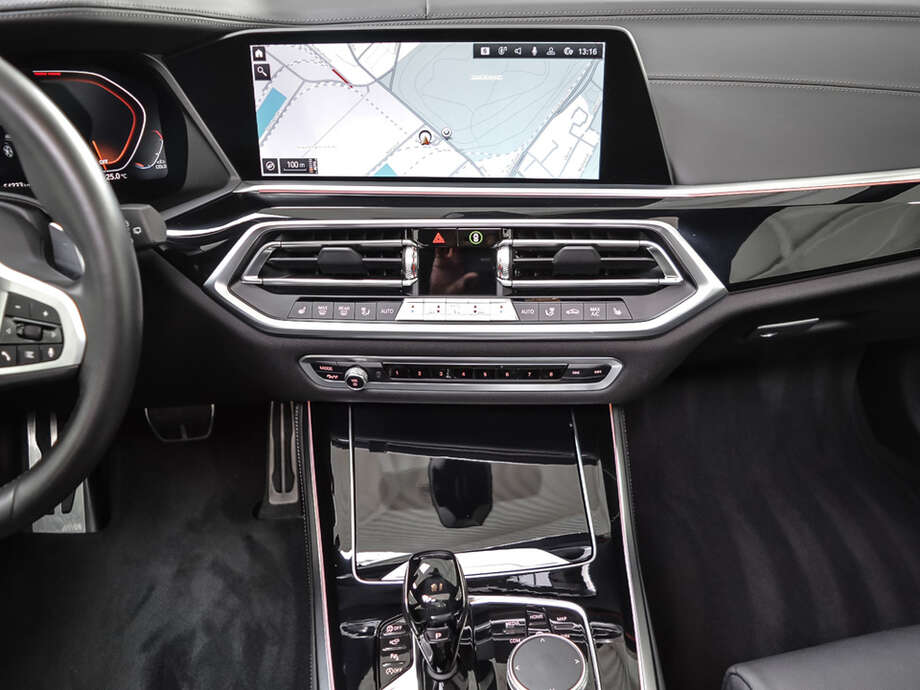 BMW X5 (Bild 12/22)