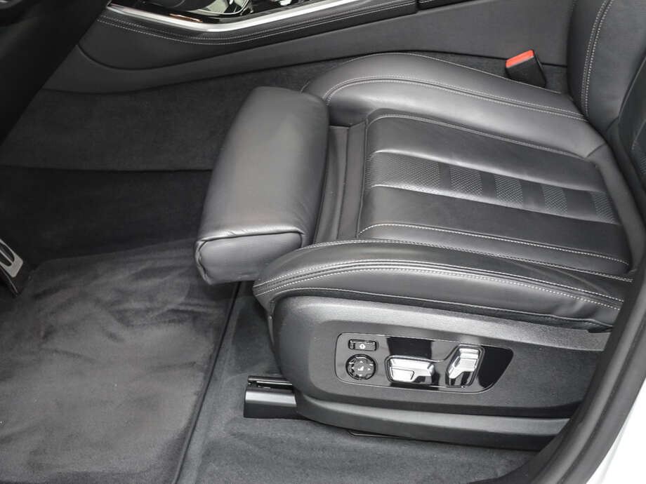 BMW X5 (Bild 16/22)