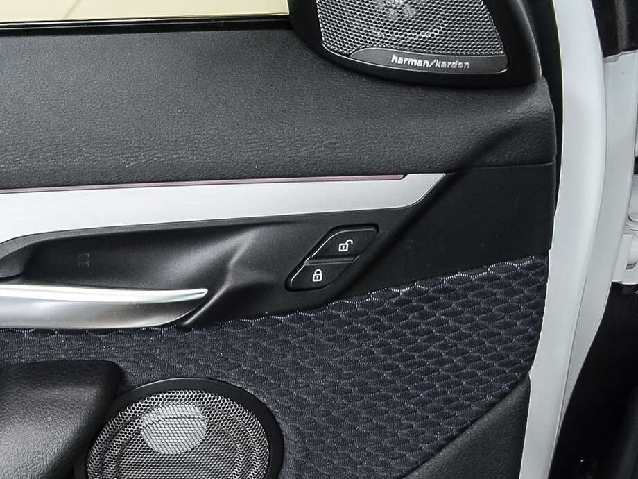BMW X2 (Bild 12/17)