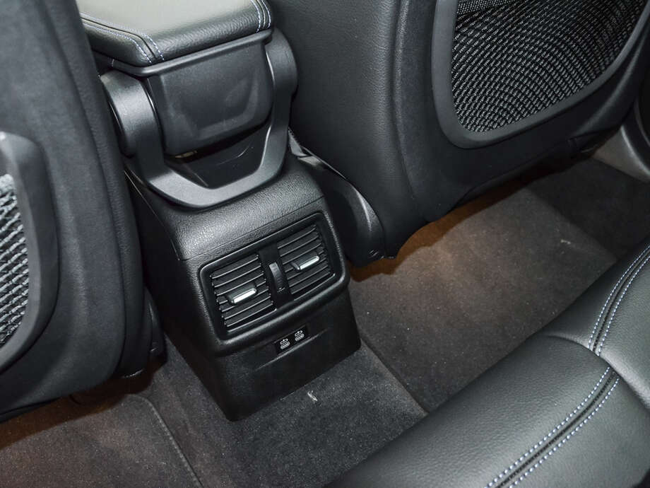 BMW X2 (Bild 14/17)