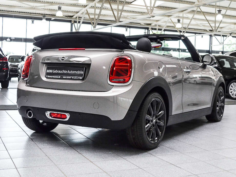 MINI Cooper Cabrio (Bild 2/19)