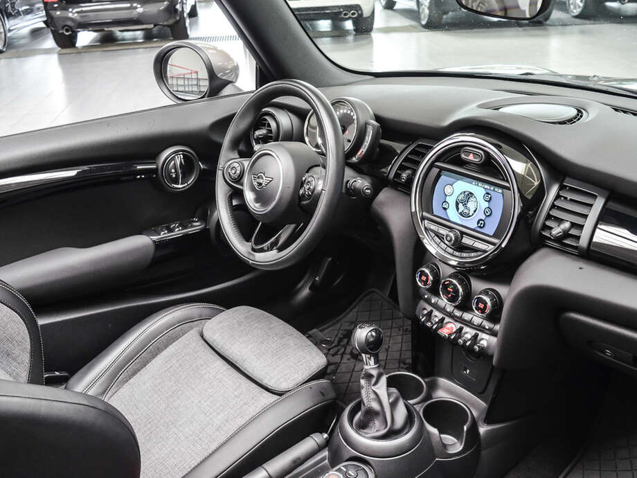MINI Cooper Cabrio (Bild 7/19)