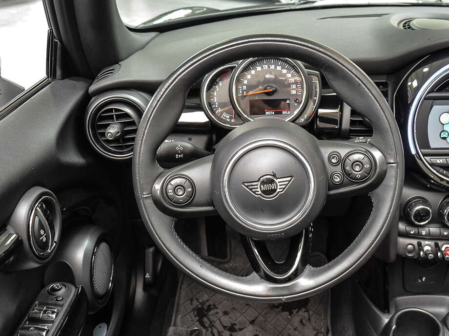 MINI Cooper Cabrio (Bild 10/19)