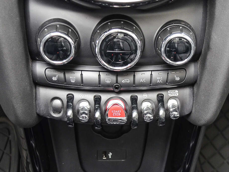 MINI Cooper Cabrio (Bild 12/19)