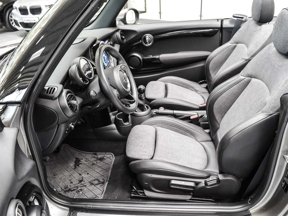 MINI Cooper Cabrio (Bild 14/19)