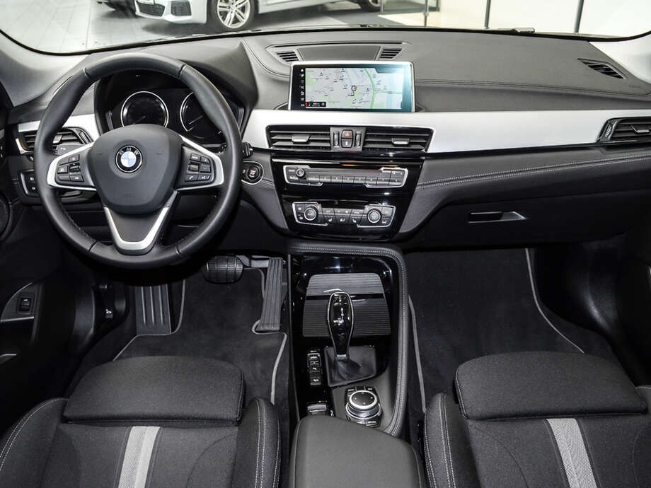 BMW X2 (Bild 9/19)