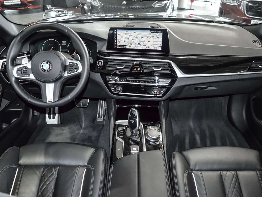 BMW M550d (Bild 9/16)