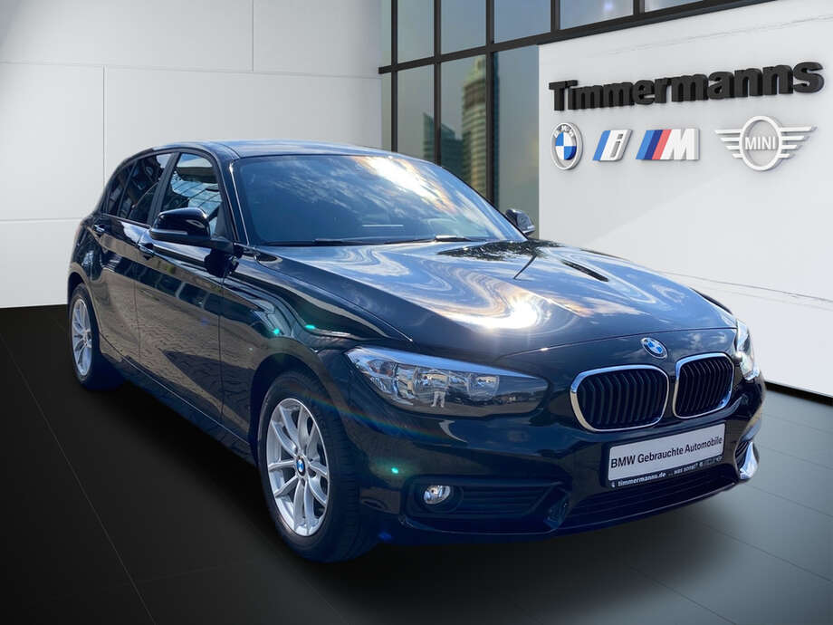BMW 116d (Bild 8/19)