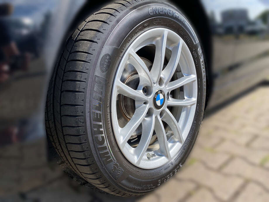 BMW 116d (Bild 10/19)