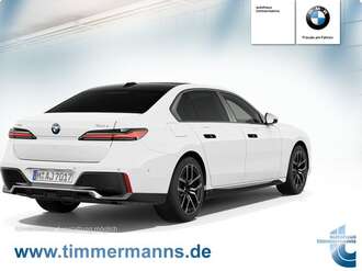 BMW 740 (Bild 2/5)