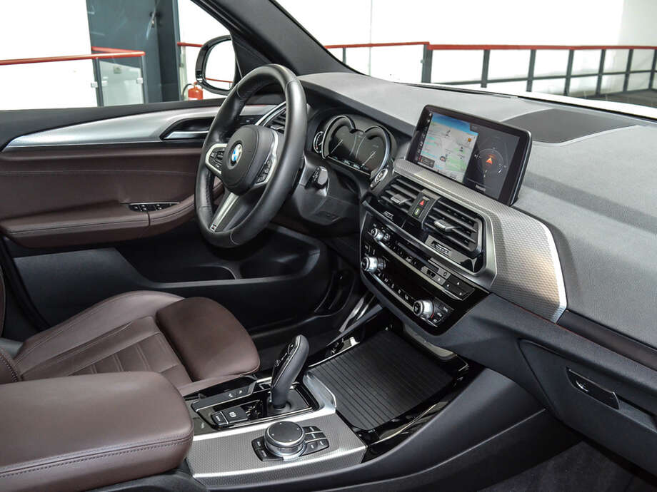 BMW X3 (Bild 7/18)