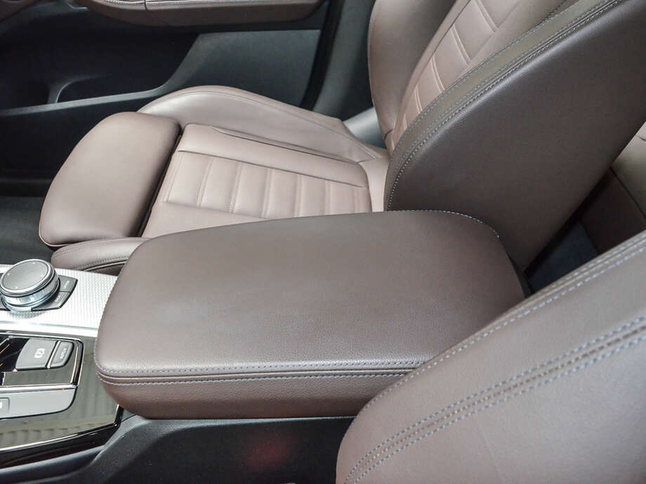 BMW X3 (Bild 13/18)