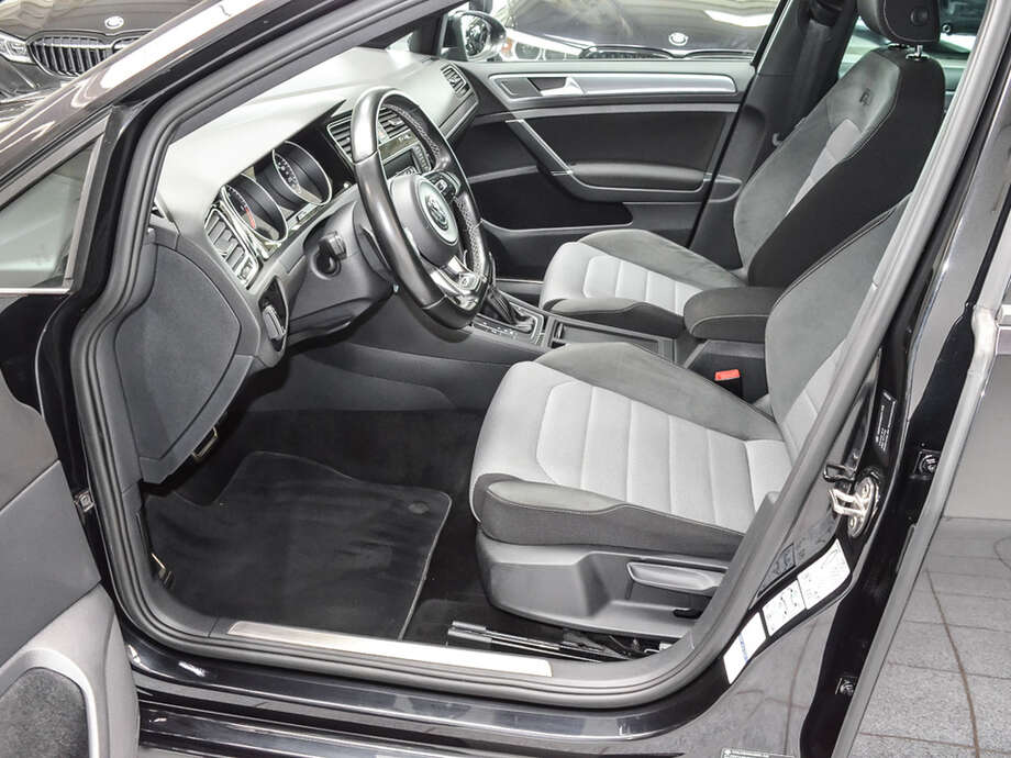 Volkswagen Golf (Bild 15/17)
