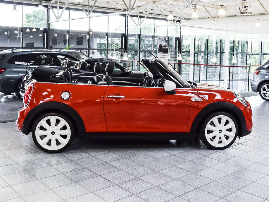 MINI Cooper S Cabrio (Bild 4/21)