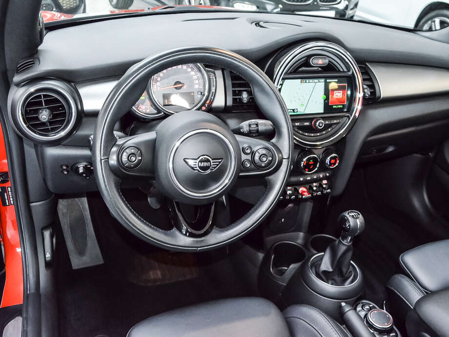 MINI Cooper S Cabrio (Bild 9/21)