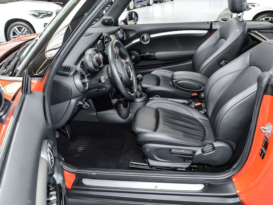 MINI Cooper S Cabrio (Bild 18/21)