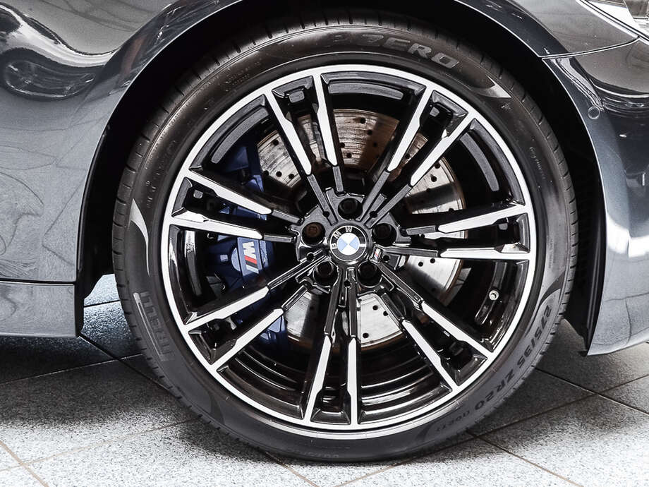 BMW M5 (Bild 6/23)