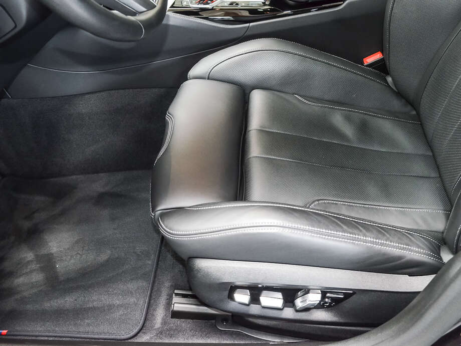 BMW M5 (Bild 16/23)