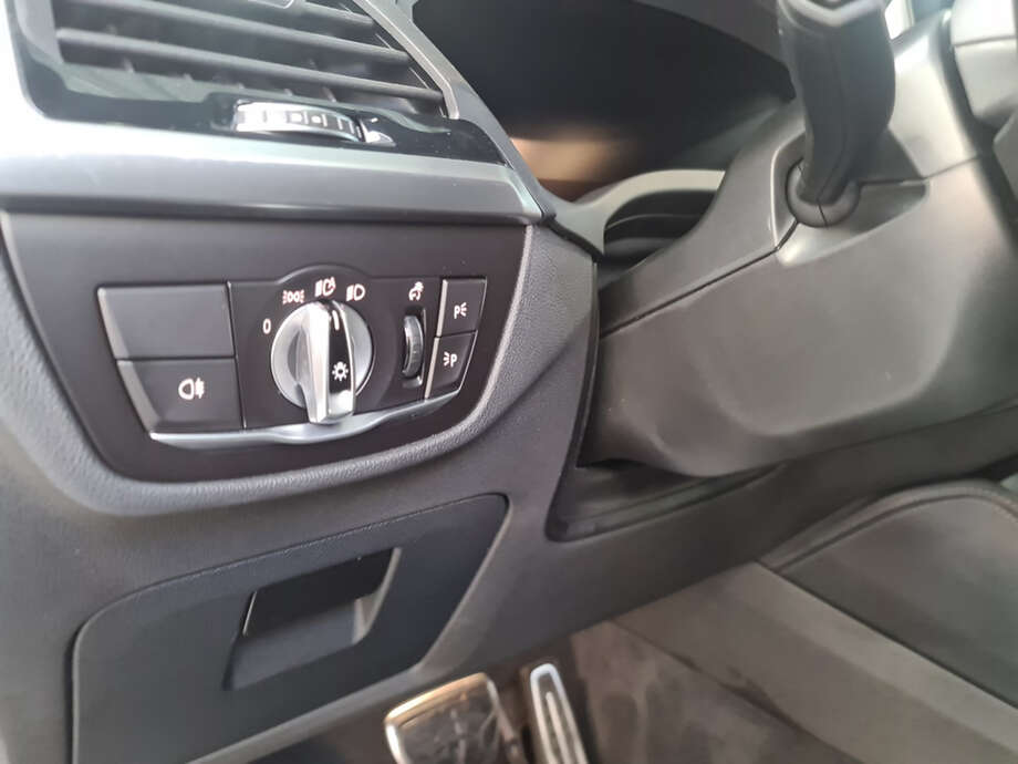 BMW X3 (Bild 24/25)