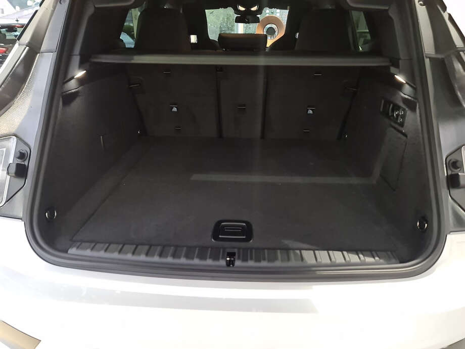 BMW iX (Bild 21/25)