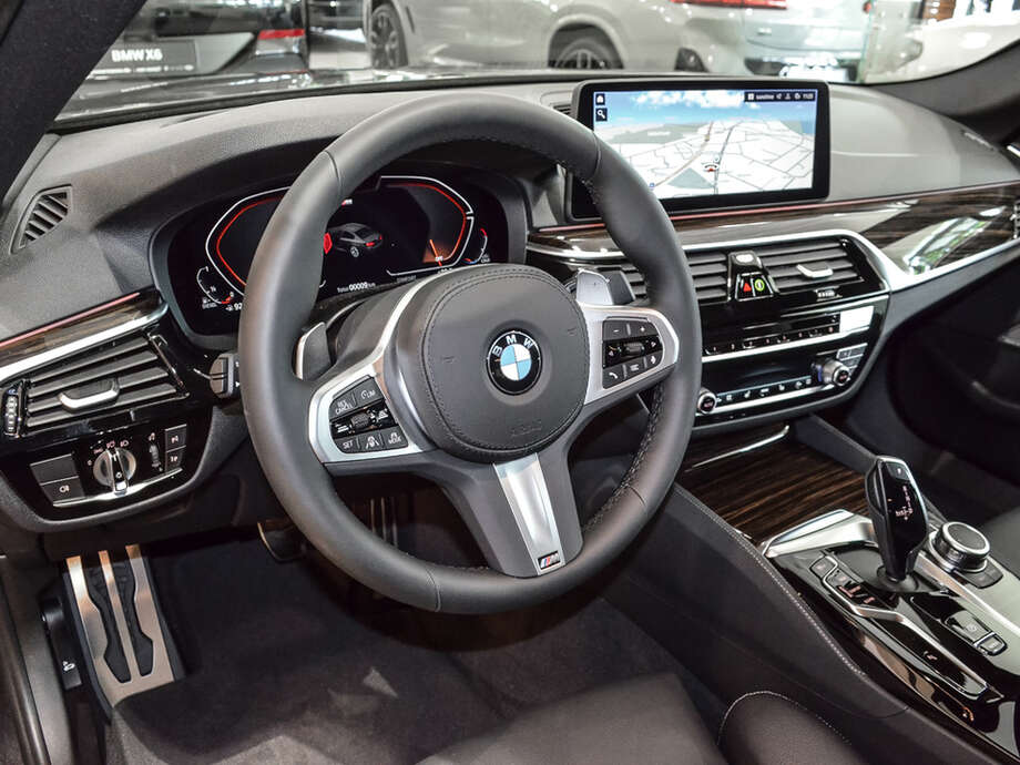 BMW 520d (Bild 5/17)