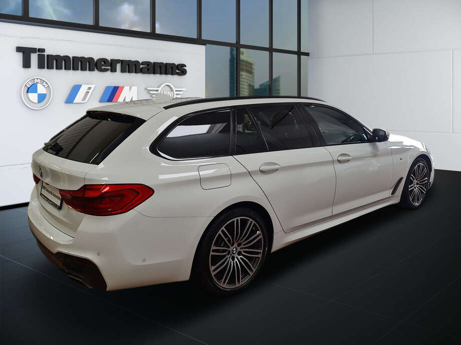 BMW 530d xDrive (Bild 7/25)