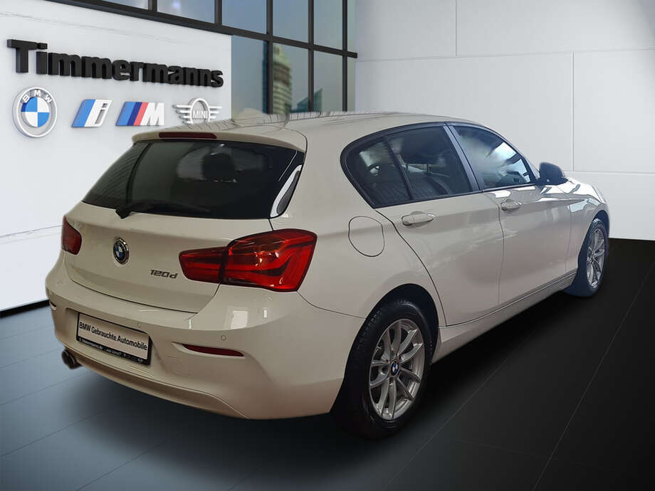 BMW 120d (Bild 6/25)