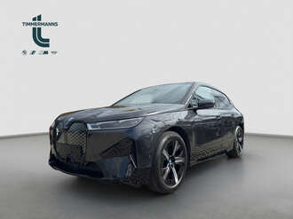 BMW iX (Bild 1/23)