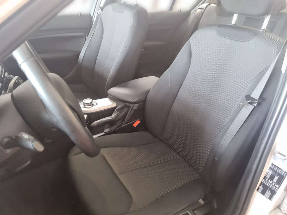 BMW 120d (Bild 17/25)