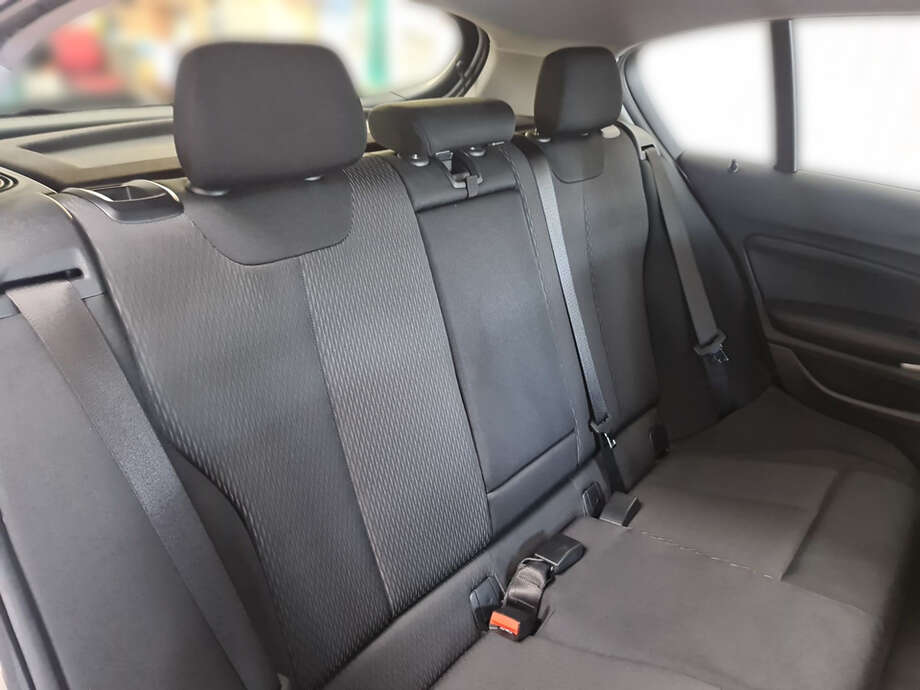BMW 120d (Bild 19/25)