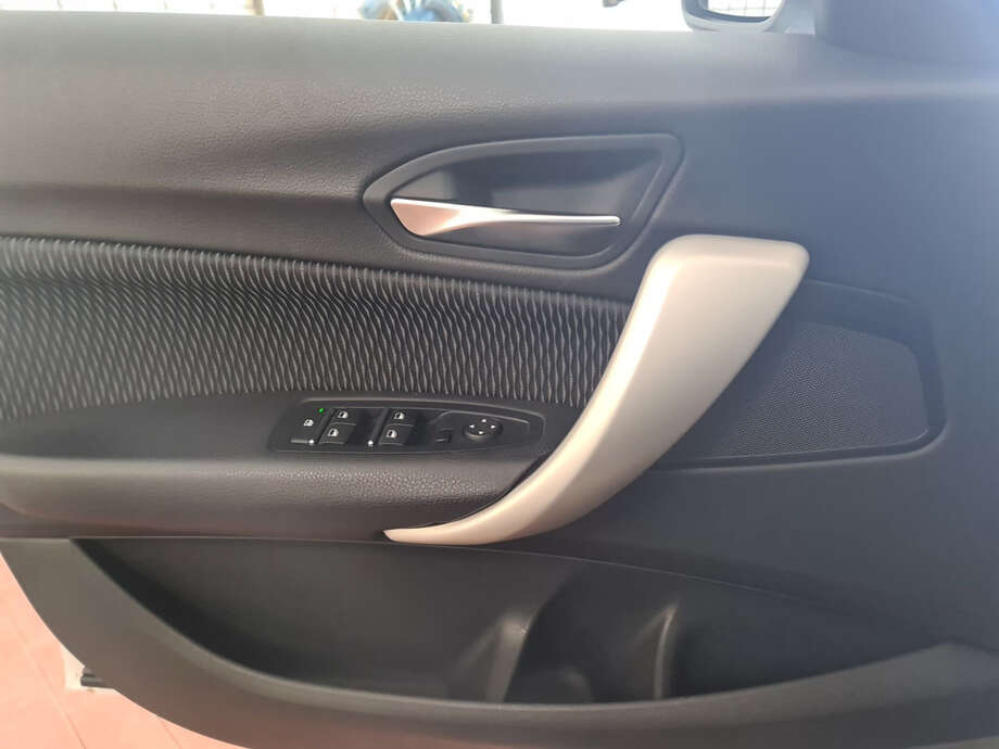 BMW 120d (Bild 22/25)