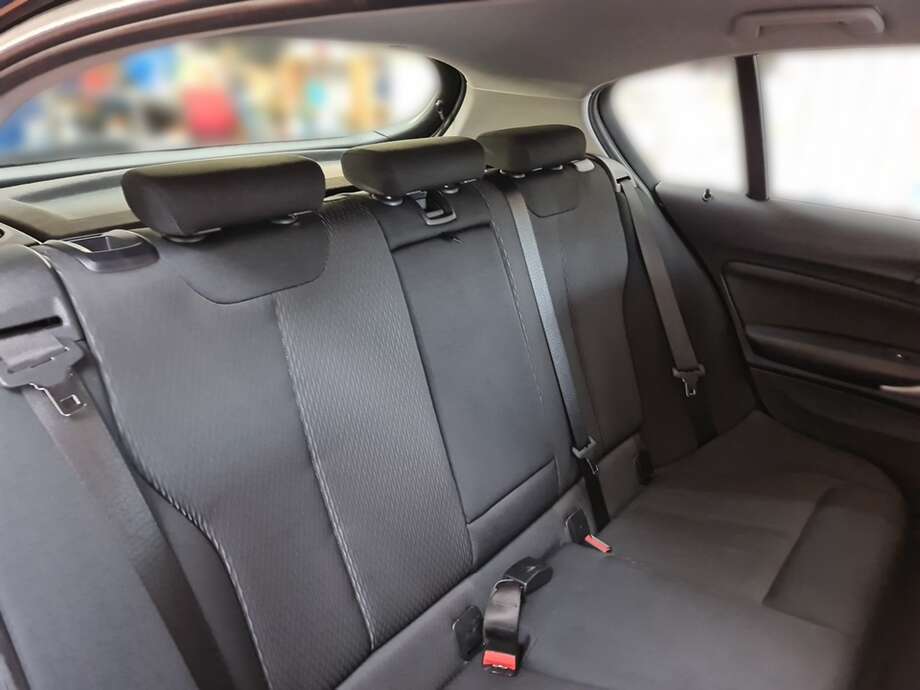 BMW 118i (Bild 18/24)